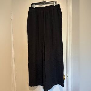 NWT Perch Women’s 3X Black Elastic Waisted Crinkle Gauze Wide-Leg Lined Pants.